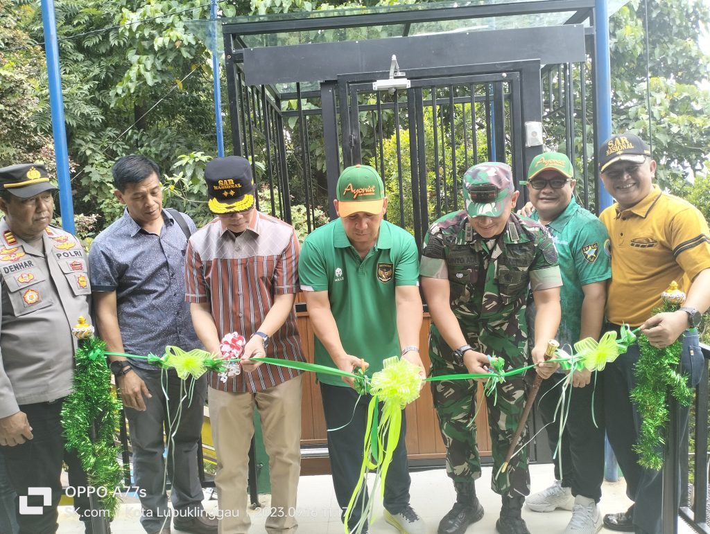 Inclinator Bukit Sulap Kembali Beroperasi, Walikota Potong Pita Peresmian